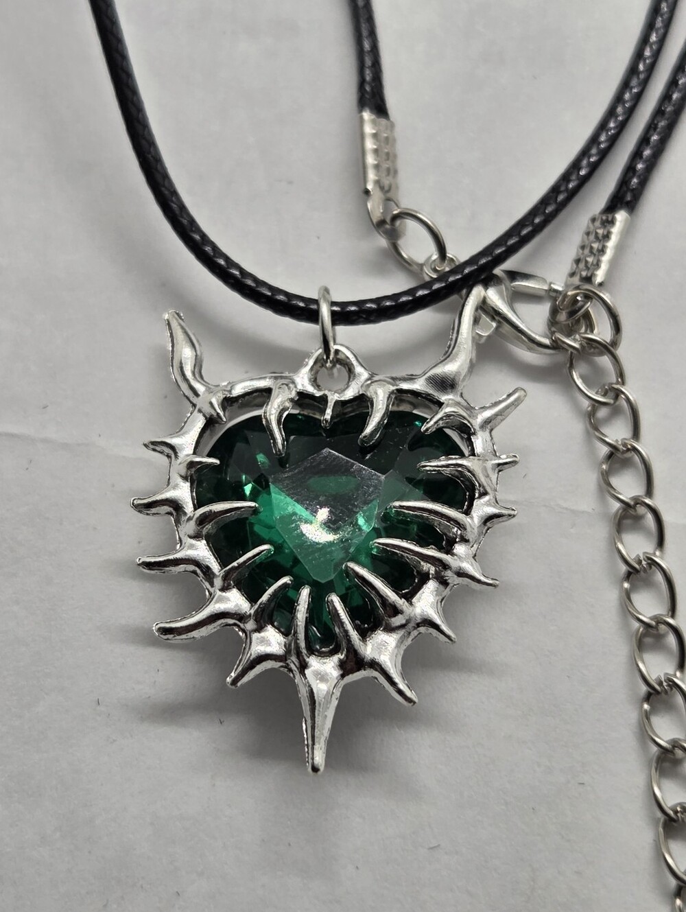 Silver Tone Spike Heart Pendant Necklace with Emerald Green Gashion Center